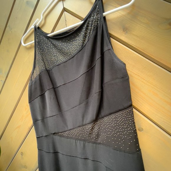 Gorgeous black/shiny dress.  Perfect for parties or homecoming! - Picture 2 of 3